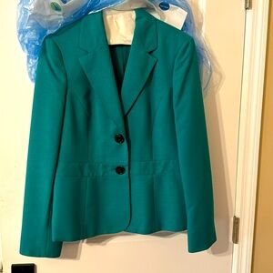 Size 8 black label suit jacket